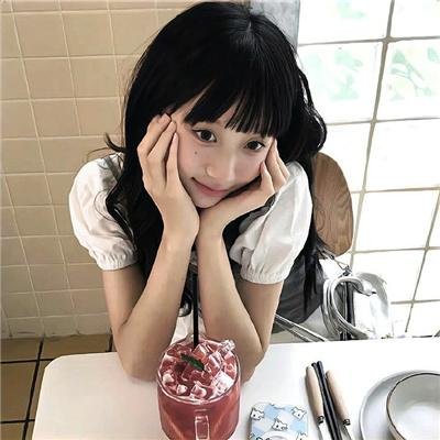 她和她的恋爱小动作